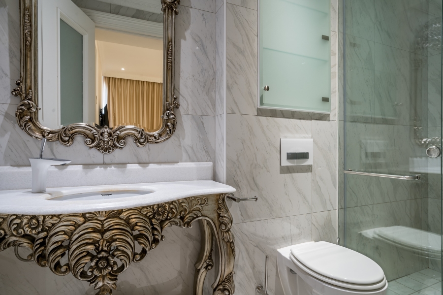 To Let 1 Bedroom Property for Rent in Sea Point Western Cape